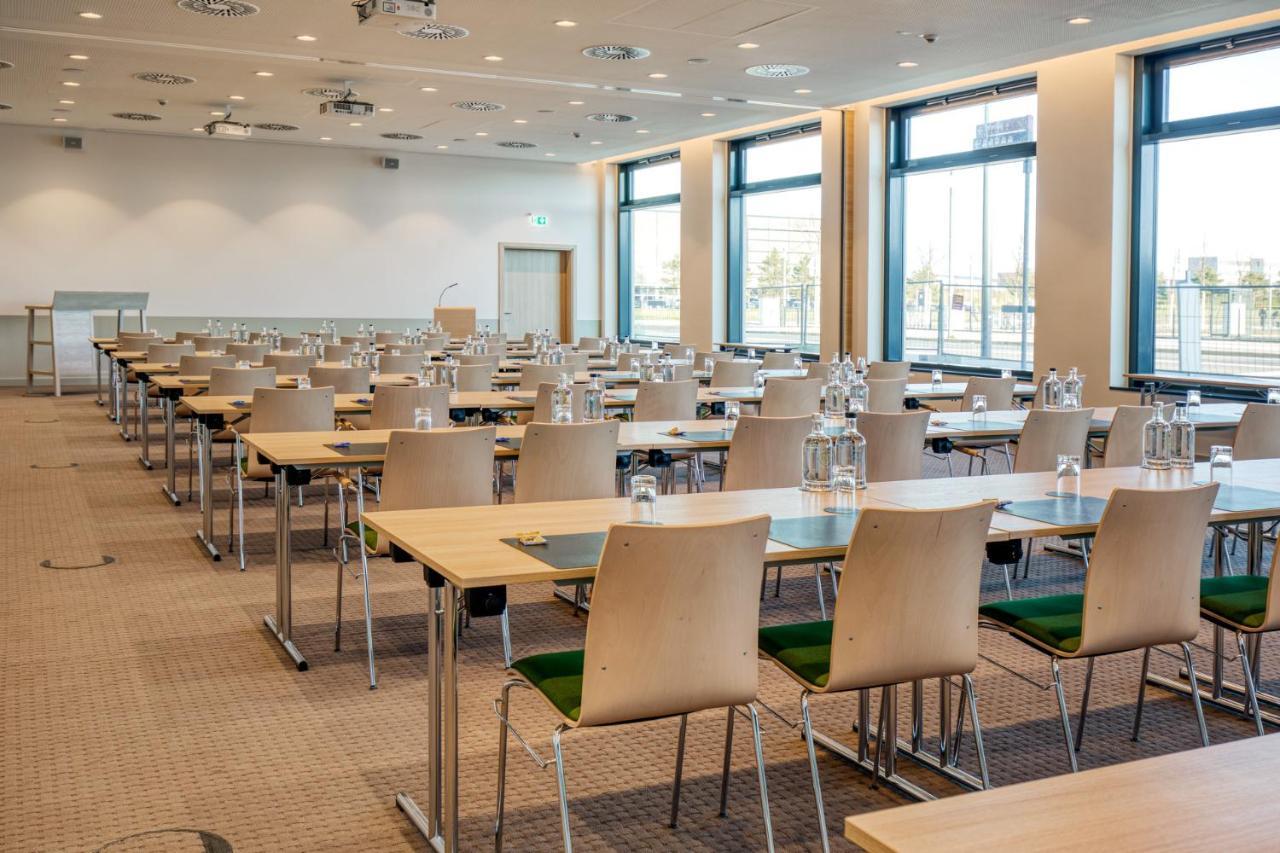 Intercityhotel Berlin Airport Ber Terminal 1 & 2 Шёнефельд Экстерьер фото Meeting room